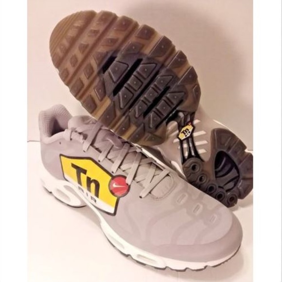 Nike Air Max Plus TN Tuned 1 NS GPX AJ7181 001 NWT Nike Air Max Plus TN Tuned 1 NS GPX AJ7181 001 NWT
